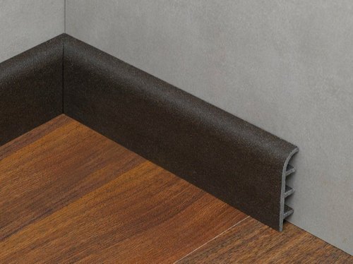skirting board 